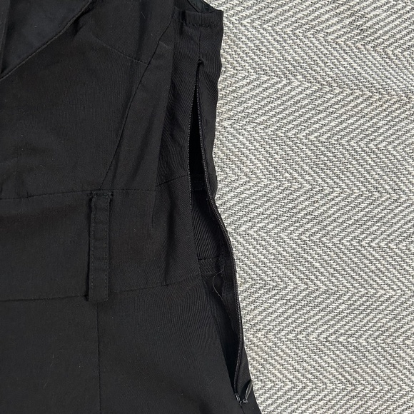 Le Château⎪Sleeveless Tuxedo Dress - Picture 5 of 10